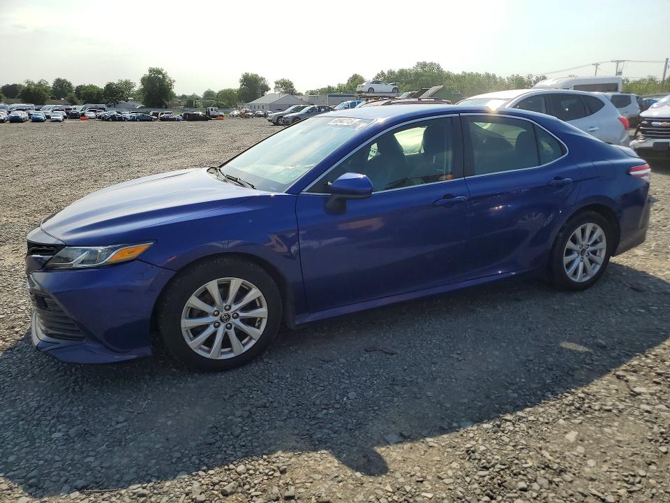 2018 Toyota Camry მანქანა იყიდება აუქციონზე, vin: JTNB11HK0J3011187, აუქციონის ნომერი: 60892316
