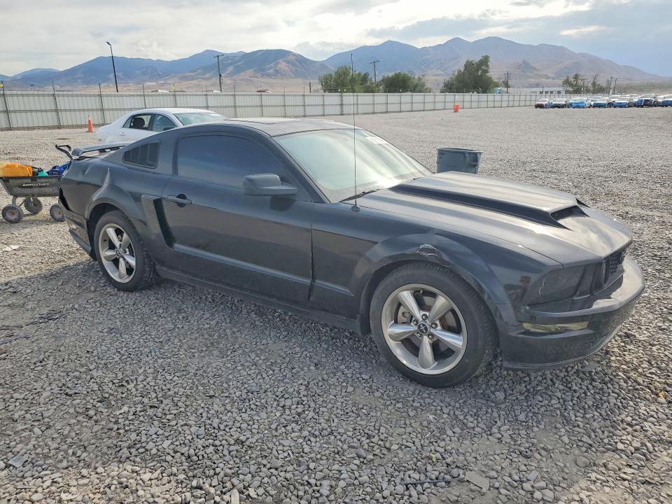 2006 Ford Mustang მანქანა იყიდება აუქციონზე, vin: 1ZVHT82H165257785, აუქციონის ნომერი: 62207596
