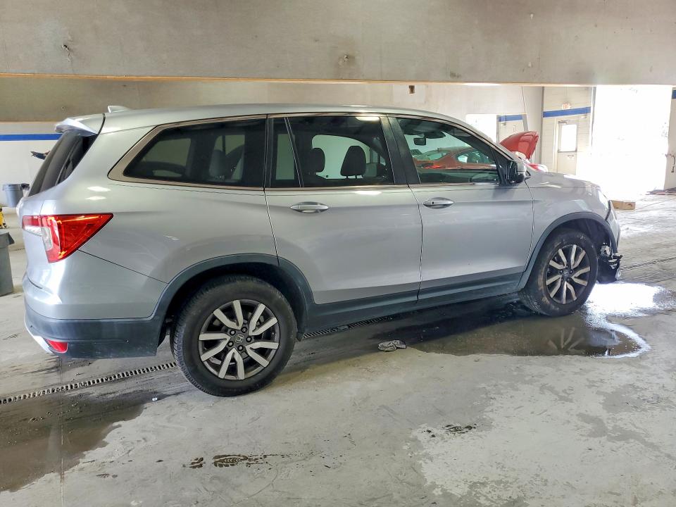 61536996 :رقم المزاد ، 5FNYF5H52LB026913 vin ، 2020 Honda Pilot مزاد بيع