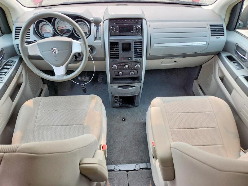 61536866 :رقم المزاد ، 1D8HN54PX8B135660 vin ، 2008 Dodge Grand Caravan مزاد بيع