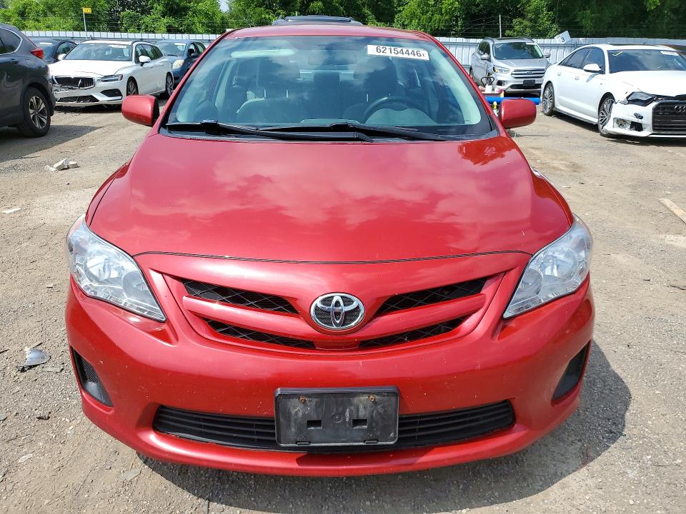 62154446 :رقم المزاد ، 2T1BU4EE0BC707293 vin ، 2011 Toyota Corolla مزاد بيع