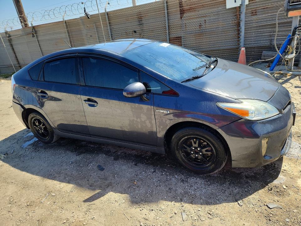 63429776 :رقم المزاد ، JTDKN3DU4D5606645 vin ، 2013 Toyota Prius مزاد بيع