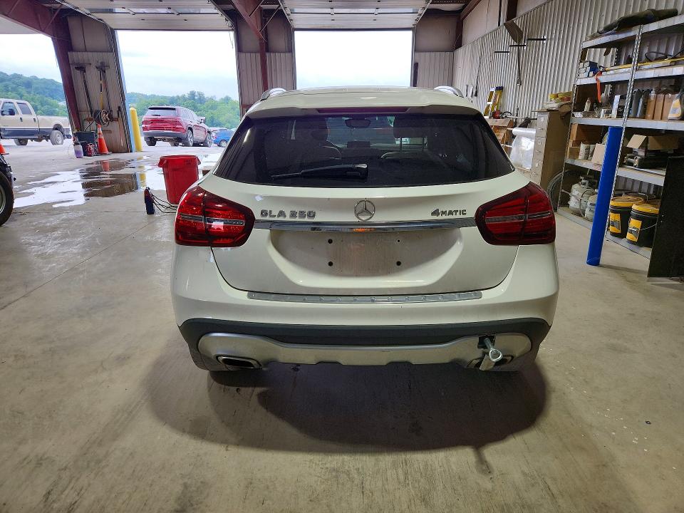 2019 Mercedes-benz Gla მანქანა იყიდება აუქციონზე, vin: WDCTG4GB1KJ532873, აუქციონის ნომერი: 62096696
