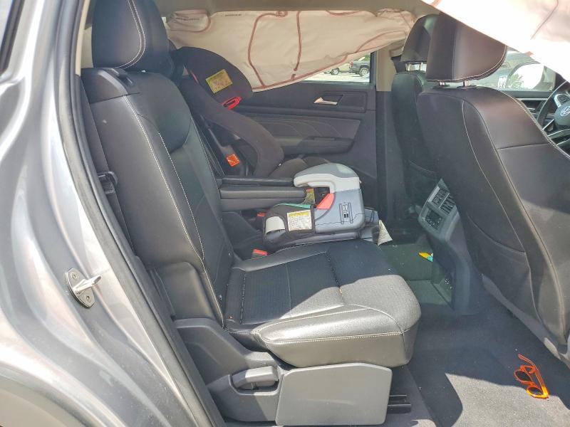 60365046 :رقم المزاد ، 1V2JR2CA8NC538752 vin ، 2022 Volkswagen Atlas مزاد بيع