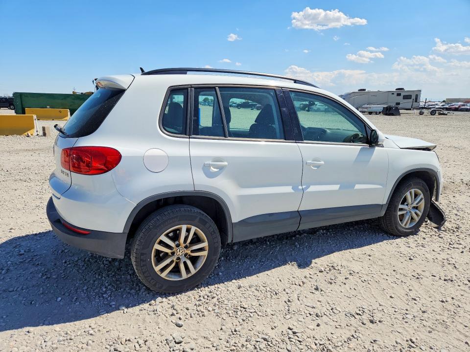 Продаж на аукціоні авто 2016 Volkswagen Tiguan, vin: WVGBV7AX3GW559561, номер лоту: 61135856