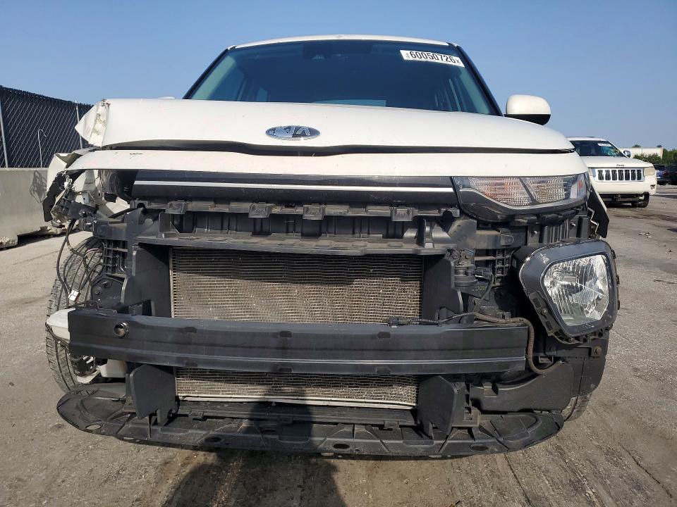 60050726 :رقم المزاد ، KNDJ23AU9L7003735 vin ، 2020 Kia Soul مزاد بيع