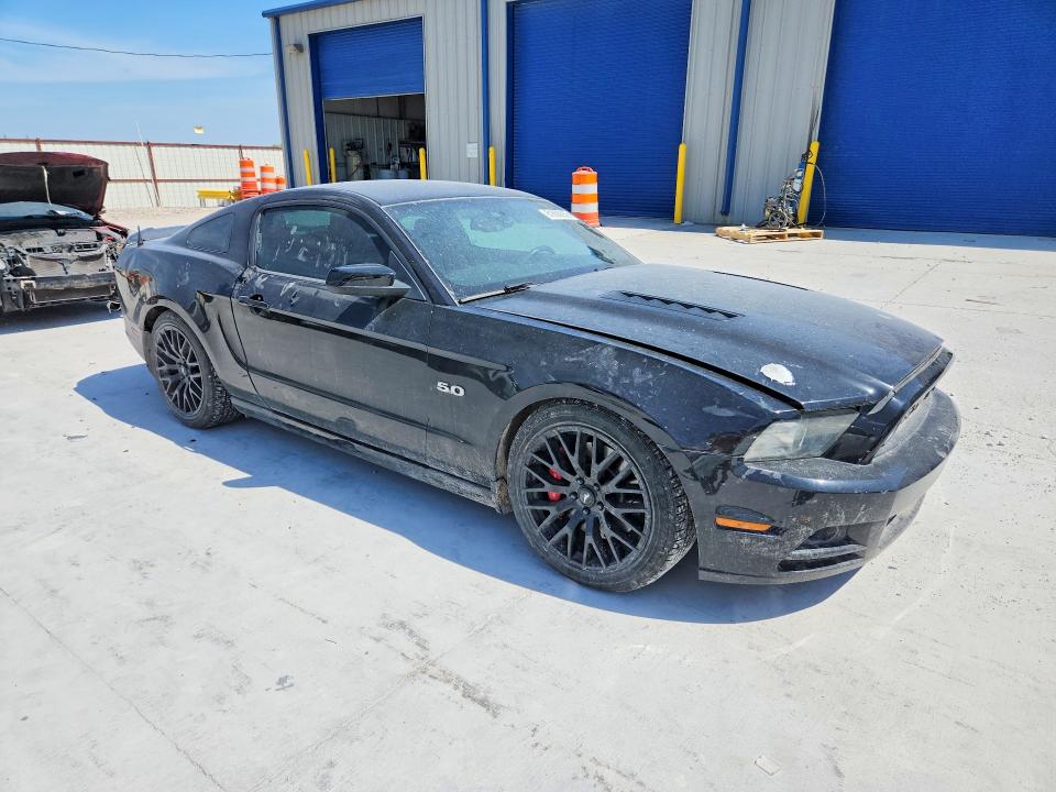 61609256 :رقم المزاد ، 1ZVBP8CF1D5243258 vin ، 2013 Ford Mustang مزاد بيع