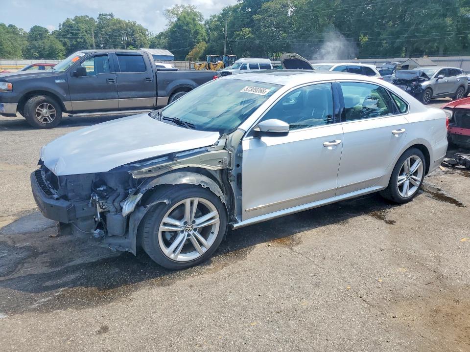 2015 Volkswagen Passat მანქანა იყიდება აუქციონზე, vin: 1VWCV7A3XFC019725, აუქციონის ნომერი: 57309266