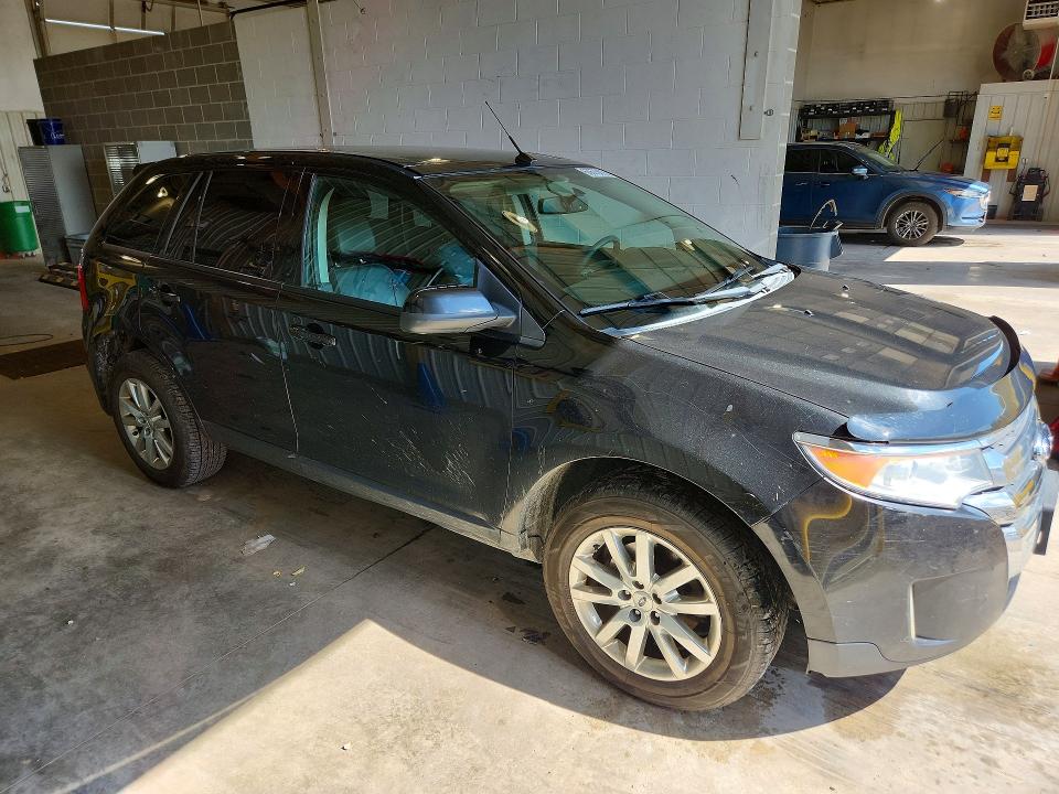60673876 :رقم المزاد ، 2FMDK3JC3DBC40908 vin ، 2013 Ford Edge مزاد بيع