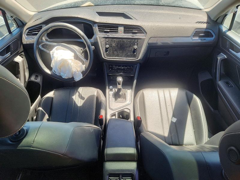 61499716 :رقم المزاد ، 3VV3B7AX9NM082845 vin ، 2022 Volkswagen Tiguan مزاد بيع