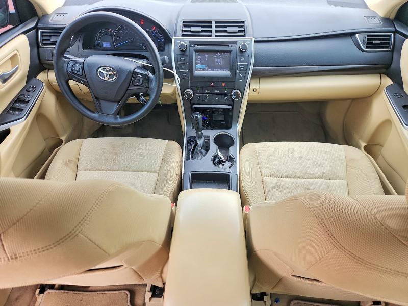 60018706 :رقم المزاد ، 4T4BF1FK6FR450518 vin ، 2015 Toyota Camry مزاد بيع