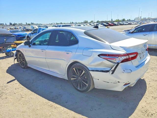2018 Toyota Camry მანქანა იყიდება აუქციონზე, vin: 4T1B61HK0JU051331, აუქციონის ნომერი: 61055636