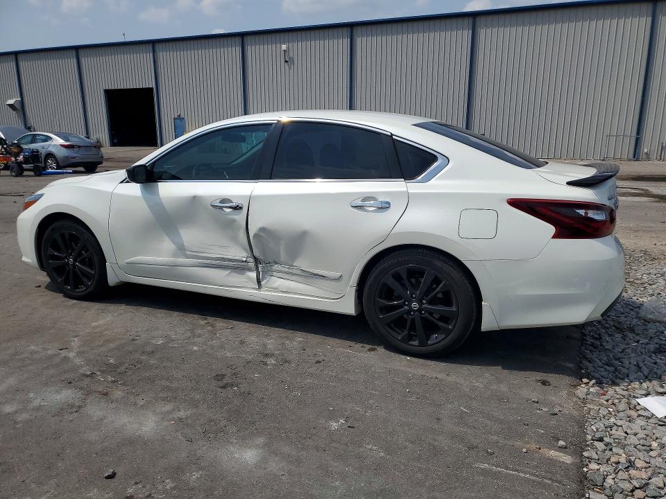 Продаж на аукціоні авто 2017 Nissan Altima, vin: 1N4AL3AP3HC271983, номер лоту: 63037896