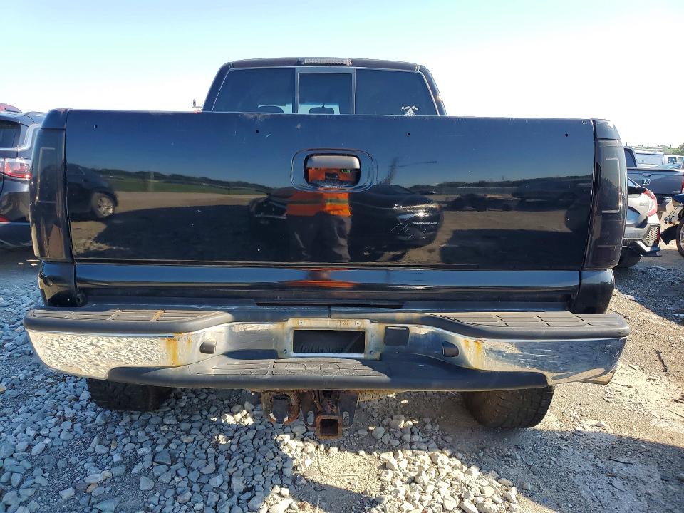 2005 Chevrolet Silverado მანქანა იყიდება აუქციონზე, vin: 1GCHK29255E288329, აუქციონის ნომერი: 60422316
