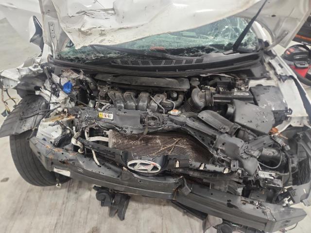 Продажа на аукционе авто 2016 Hyundai Elantra, vin: 5NPDH4AE1GH755456, номер лота: 61126636