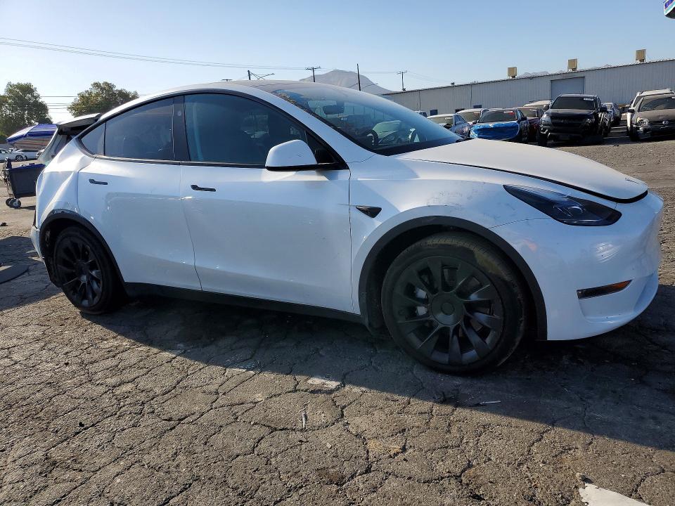 Продаж на аукціоні авто 2024 Tesla Model Y, vin: 7SAYGDEE9RA233710, номер лоту: 61154146