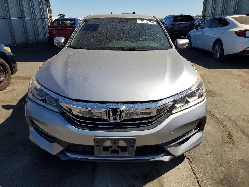 Продажа на аукционе авто 2017 Honda Accord, vin: 1HGCR2F54HA249877, номер лота: 60717296