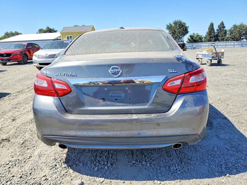 2017 Nissan Altima მანქანა იყიდება აუქციონზე, vin: 1N4AL3APXHC498958, აუქციონის ნომერი: 60498646