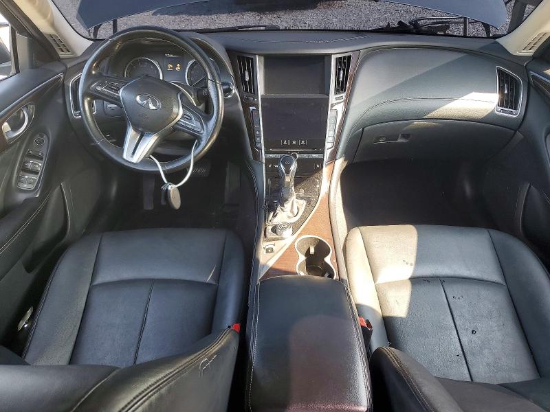 60305826 :رقم المزاد ، JN1EV7AR2JM431465 vin ، 2018 Infiniti Q50 مزاد بيع