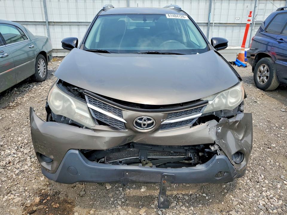 Продажа на аукционе авто 2015 Toyota Rav4, vin: 2T3BFREV2FW276832, номер лота: 61484126