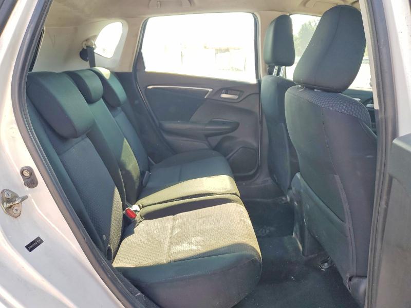 60379936 :رقم المزاد ، 3HGGK5H44KM745364 vin ، 2019 Honda Fit مزاد بيع