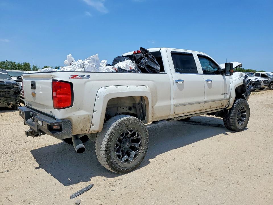 Продаж на аукціоні авто 2015 Chevrolet Silverado, vin: 1GC1KWE86FF549014, номер лоту: 61141226