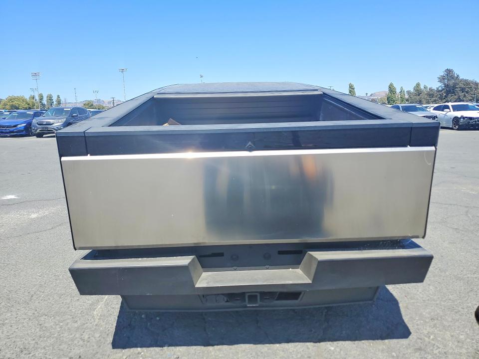 Продажа на аукционе авто 2024 Tesla Cybertruck, vin: 7G2CEHED4RA050983, номер лота: 60072796