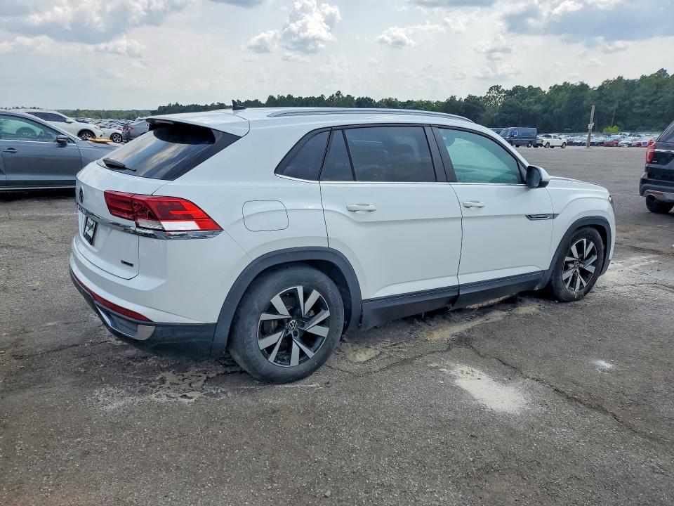 62603386 :رقم المزاد ، 1V24C2CA2LC203787 vin ، 2020 Volkswagen Atlas Cross Sport مزاد بيع