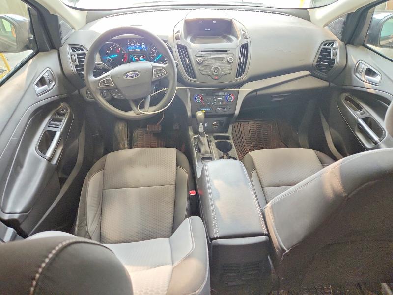 2017 Ford Escape მანქანა იყიდება აუქციონზე, vin: 1FMCU9G94HUD37068, აუქციონის ნომერი: 61793586
