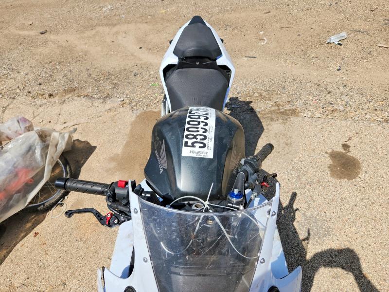 58999276 :رقم المزاد ، MLHPC4468G5300939 vin ، 2016 Honda Cbr500 مزاد بيع