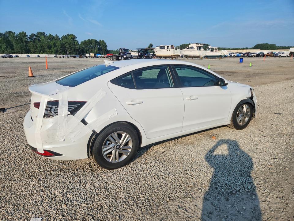 61302216 :رقم المزاد ، 5NPD84LF4LH587554 vin ، 2020 Hyundai Elantra مزاد بيع