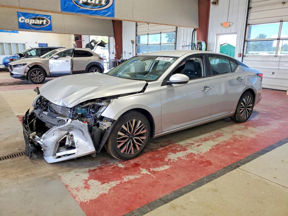 63136246 :رقم المزاد ، 1N4BL4DV2PN372388 vin ، 2023 Nissan Altima مزاد بيع