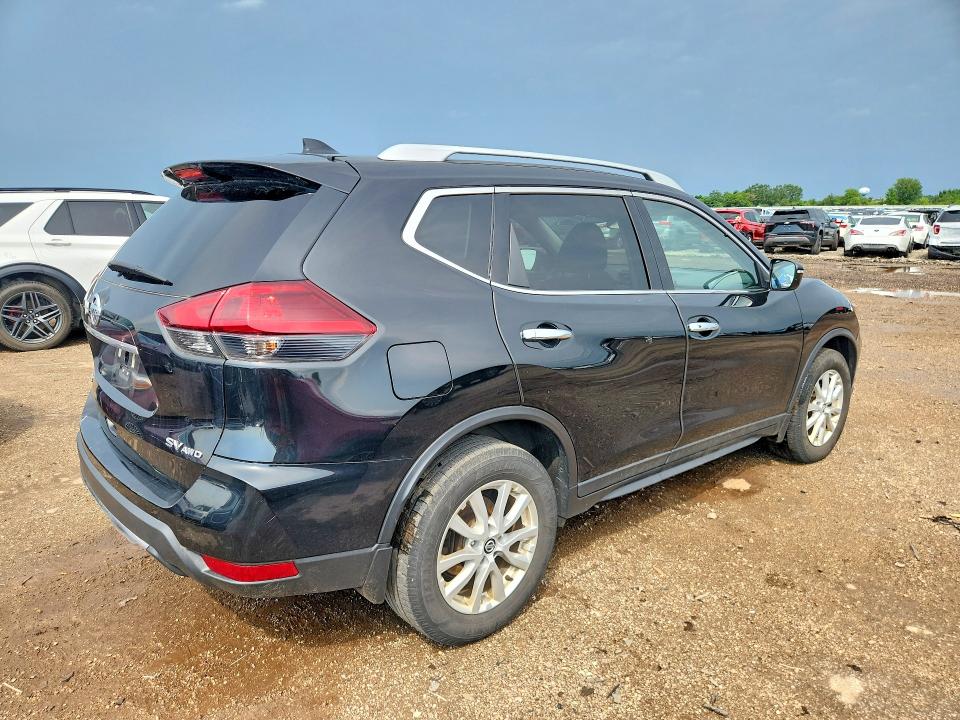 Продажа на аукционе авто 2018 Nissan Rogue, vin: 5N1AT2MV9JC828024, номер лота: 62460416