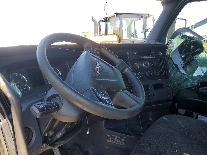 Продаж на аукціоні авто 2023 Freightliner Cascadia 126, vin: 3AKJHHDR6PSMY6565, номер лоту: 61414076