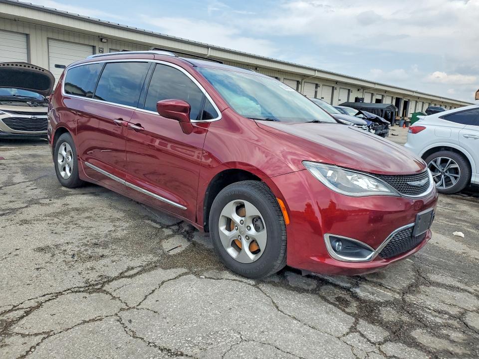 59899586 :رقم المزاد ، 2C4RC1EG2HR614432 vin ، 2017 Chrysler Pacifica مزاد بيع