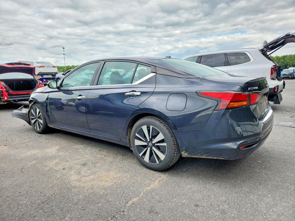 63194686 :رقم المزاد ، 1N4BL4DV4MN342501 vin ، 2021 Nissan Altima مزاد بيع