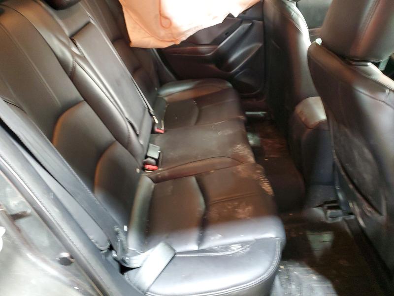 60777616 :رقم المزاد ، 3MZBN1V39JM252621 vin ، 2018 Mazda 3 مزاد بيع