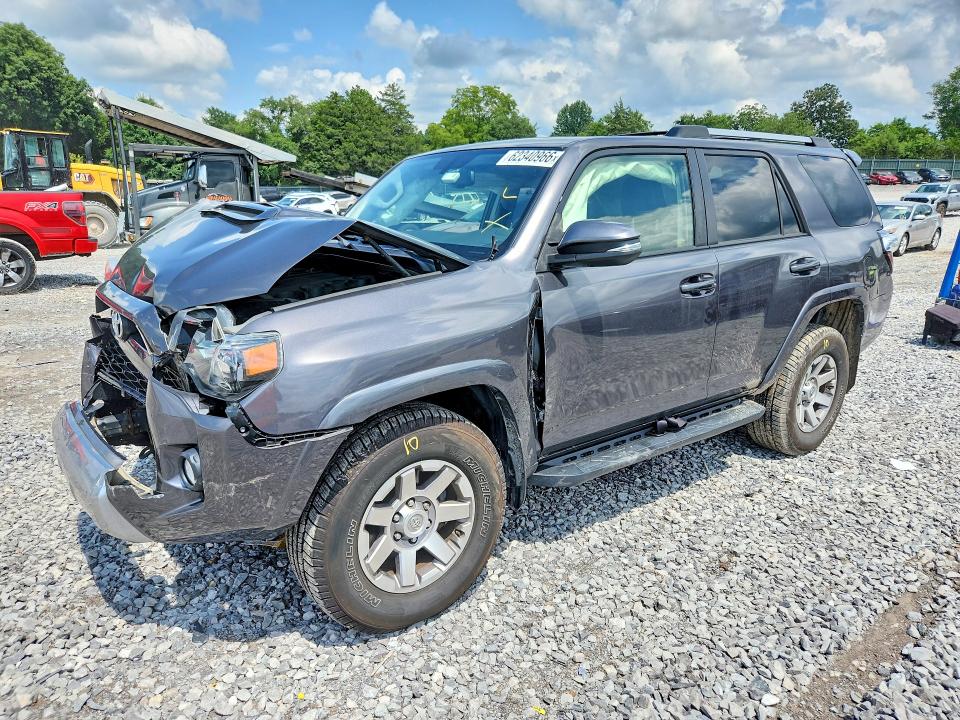 62340966 :رقم المزاد ، JTEBU5JR3F5247561 vin ، 2015 Toyota 4runner مزاد بيع