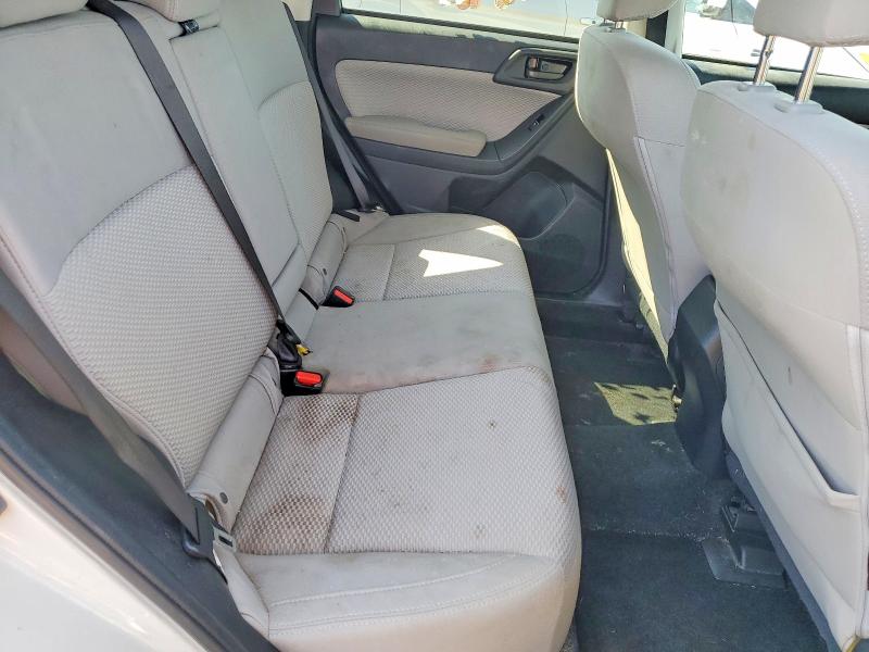 61597526 :رقم المزاد ، JF2SJAEC7JH530016 vin ، 2018 Subaru Forester مزاد بيع