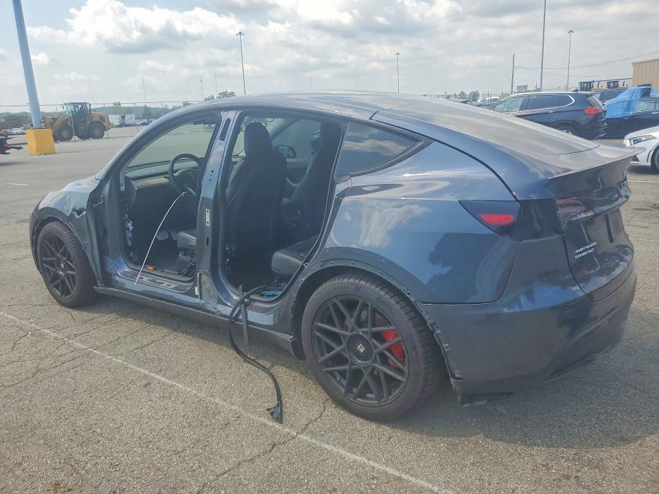 59854466 :رقم المزاد ، 7SAYGDEF2NF399024 vin ، 2022 Tesla Model Y مزاد بيع