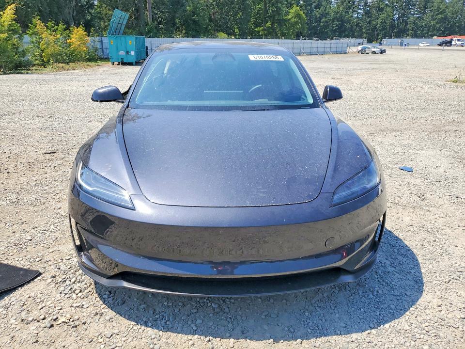 Продажа на аукционе авто 2024 Tesla Model 3, vin: 5YJ3E1ET0RF823615, номер лота: 61070266