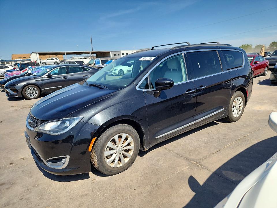 2017 Chrysler Pacifica მანქანა იყიდება აუქციონზე, vin: 2C4RC1BG1HR794376, აუქციონის ნომერი: 62121296