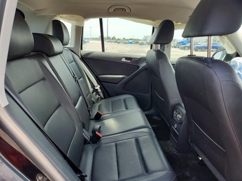 2016 Volkswagen Tiguan მანქანა იყიდება აუქციონზე, vin: WVGBV7AX5GW014414, აუქციონის ნომერი: 63221126