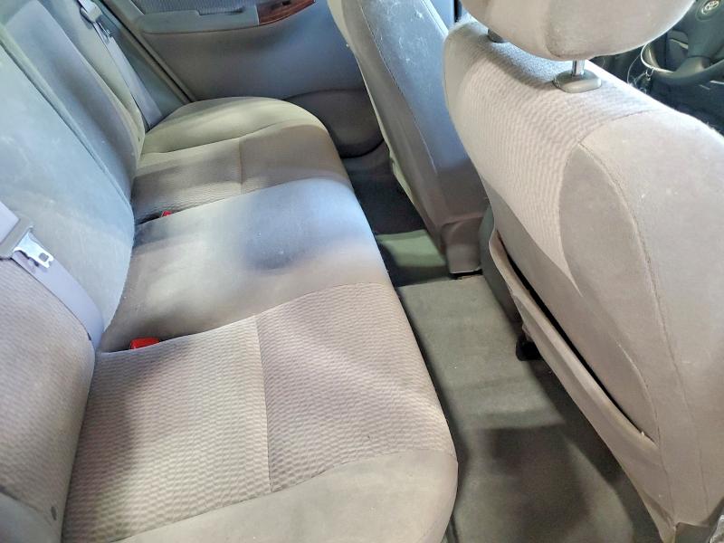 62332616 :رقم المزاد ، 2T1BR30E16C658727 vin ، 2006 Toyota Corolla مزاد بيع