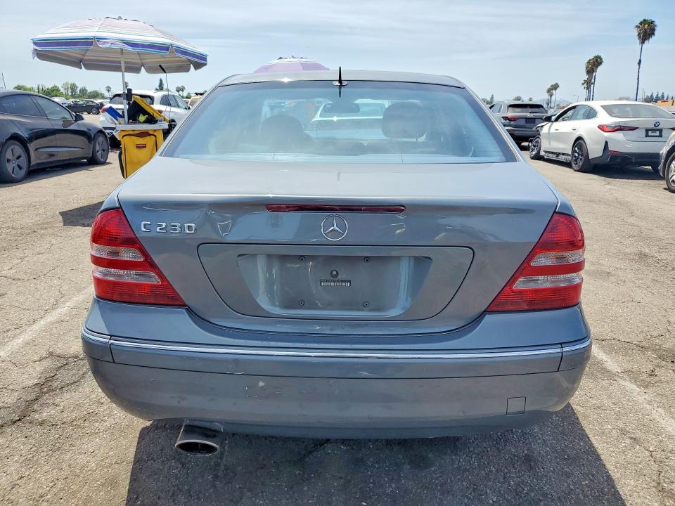 2006 Mercedes-benz C მანქანა იყიდება აუქციონზე, vin: WDBRF52H66F744146, აუქციონის ნომერი: 62645186