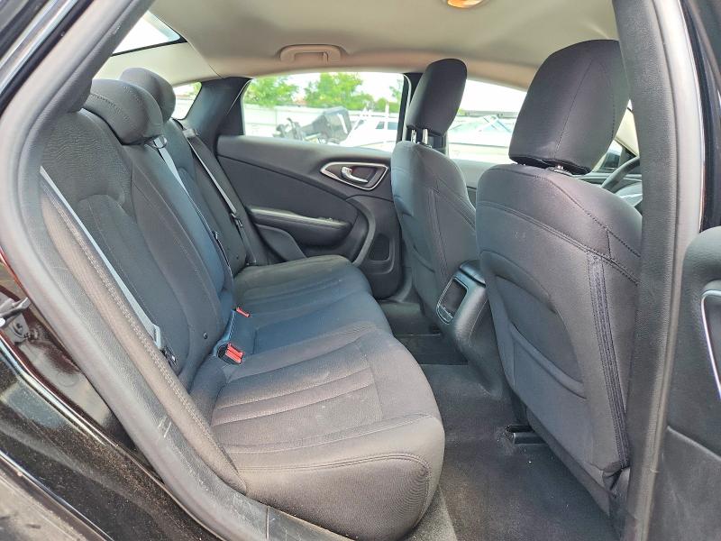 2015 Chrysler 200 მანქანა იყიდება აუქციონზე, vin: 1C3CCCAB3FN555689, აუქციონის ნომერი: 73342505