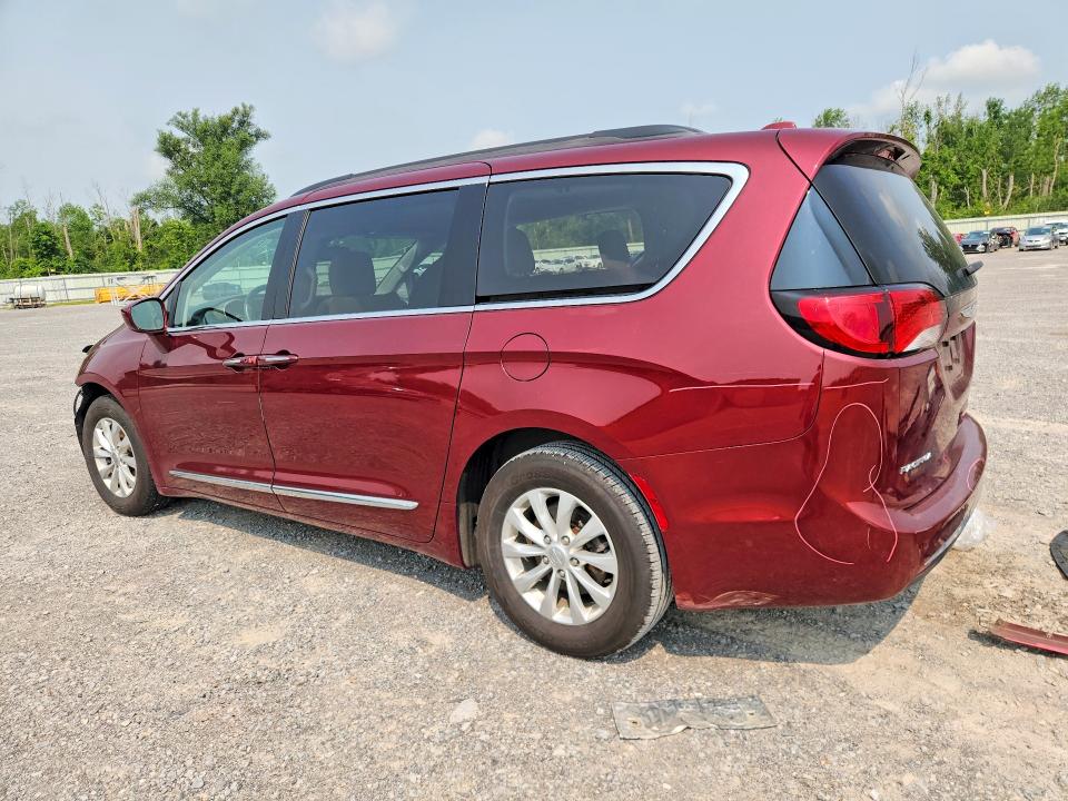 62747786 :رقم المزاد ، 2C4RC1BG3HR837535 vin ، 2017 Chrysler Pacifica مزاد بيع