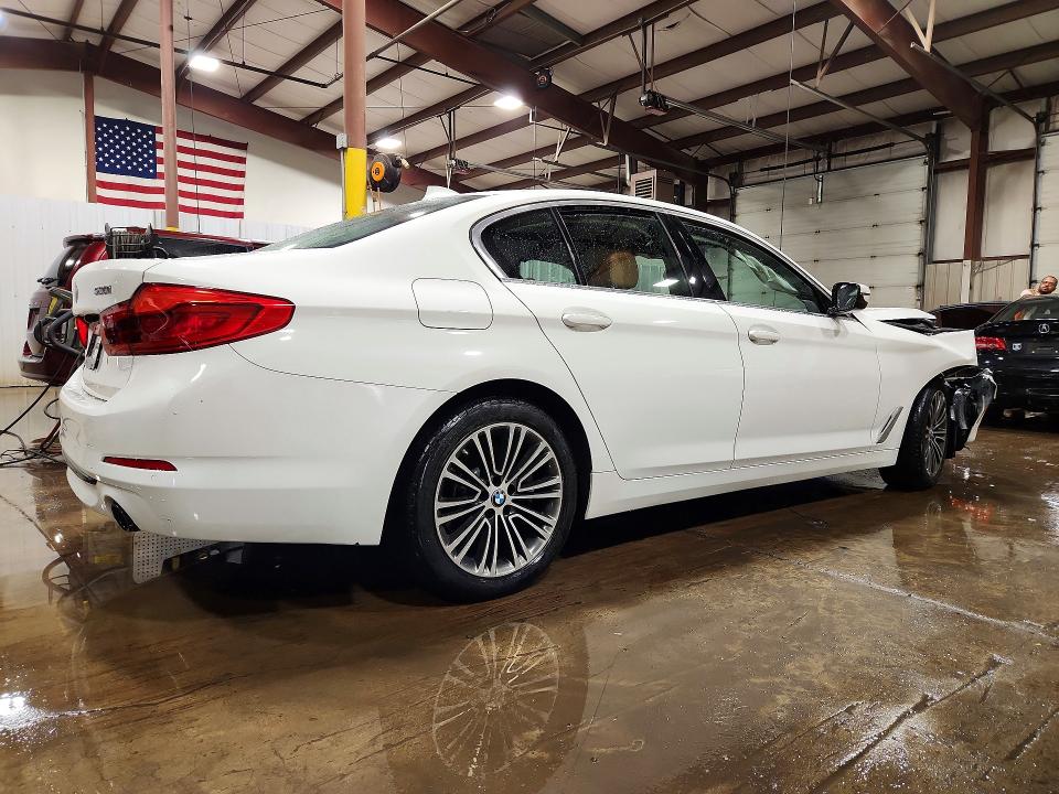 2020 Bmw 530 მანქანა იყიდება აუქციონზე, vin: WBAJR7C06LCD65137, აუქციონის ნომერი: 60268826