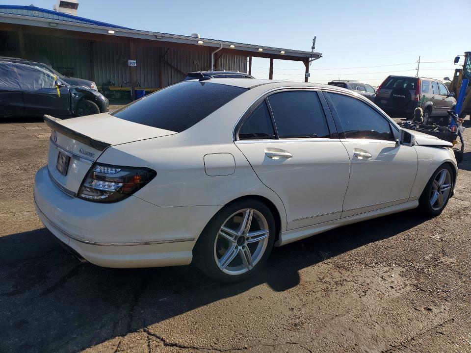 62526836 :رقم المزاد ، WDDGF8BBXAF432576 vin ، 2010 Mercedes-benz C مزاد بيع