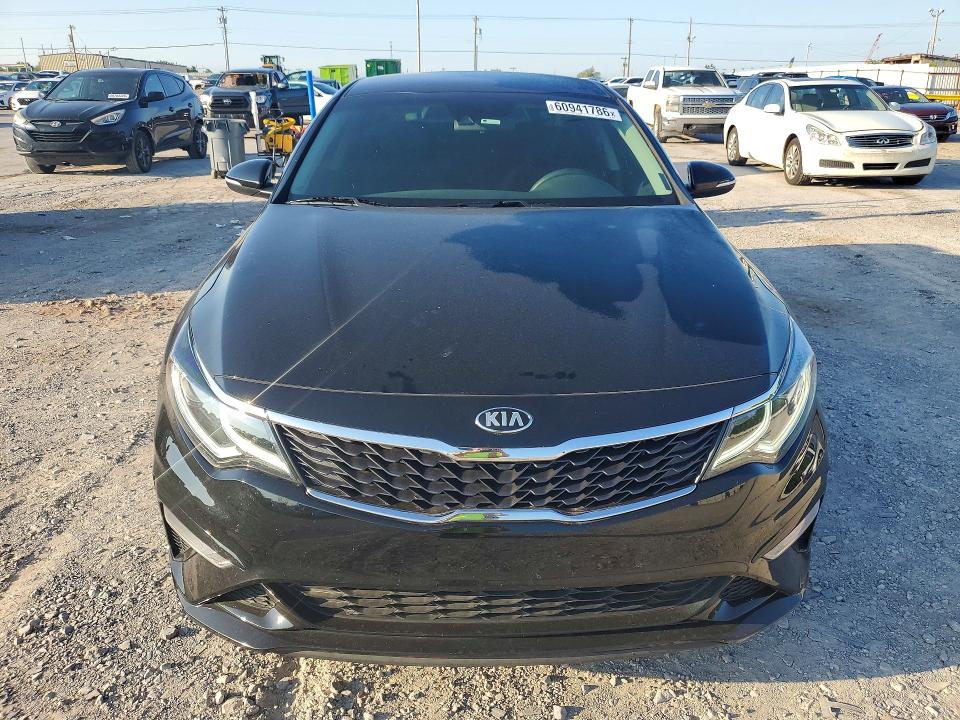 2019 Kia Optima მანქანა იყიდება აუქციონზე, vin: 5XXGT4L35KG352026, აუქციონის ნომერი: 60941786